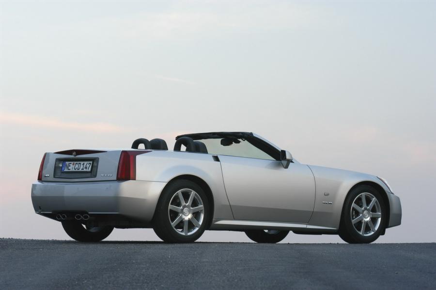  Cadillac XLR Roadster 2004 года  (фото 108 из 128)